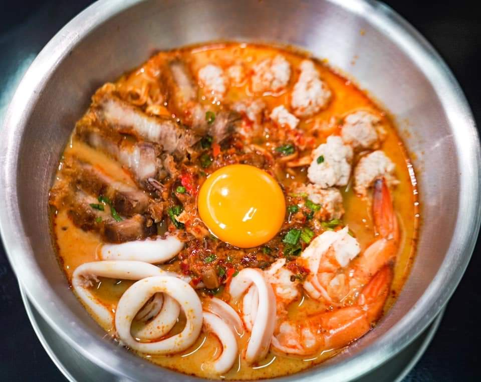 เมนูข้าวและอาหารจานเดียว รสชาติกลมกล่อม ร้านอาหารอุบล ลักษณ์มัทฉะ