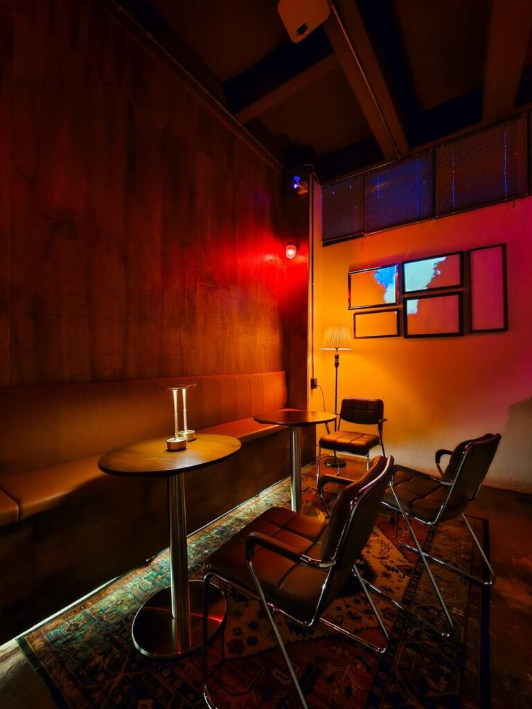 บาร์อุบล